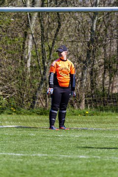 Bild 249 - Frauen SV Frisia 03 Risum Lindholm - Heider SV : Ergebnis: 8:0